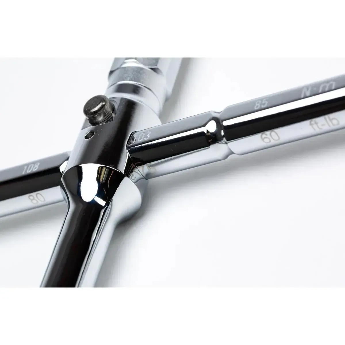 1/2” Drive X-Torq 4-Setting Preset Torque Wrench (60–100 lb-ft) with 2-Piece Flip Socket Kit - Image 5
