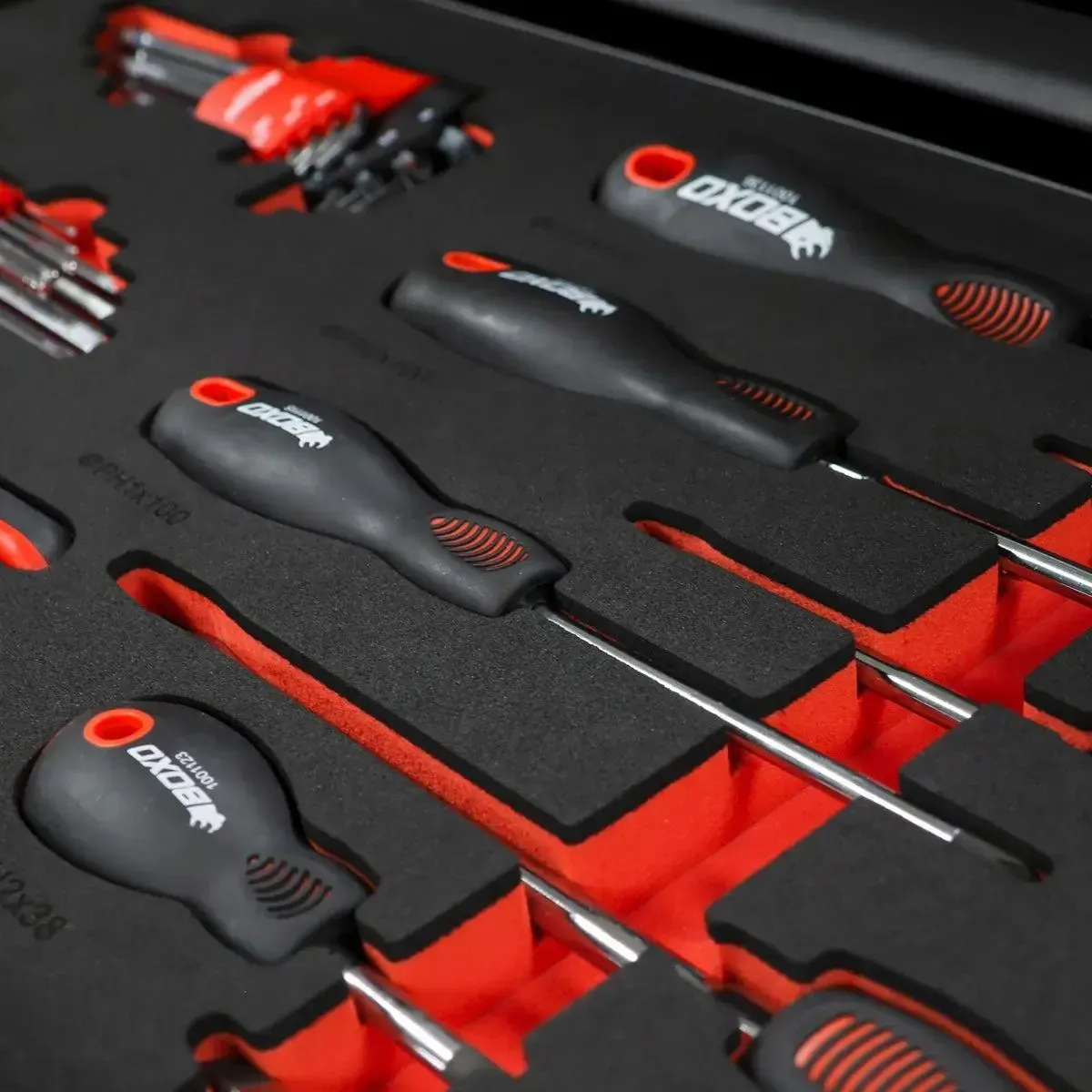 UTV Box Pro | 258-Piece Metric and SAE UTV Tool Set with 5-Drawer Hand Carry Tool Box - Image 10
